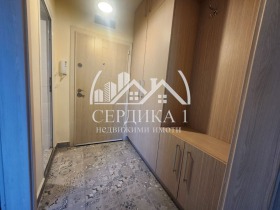 2-стаен град София, Студентски град 10