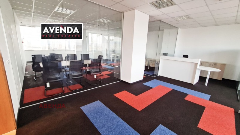 En renta  Oficina Sofia , Druzhba 2 , 143 metros cuadrados | 45025464