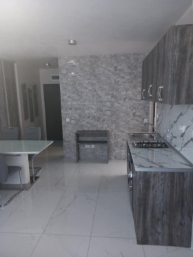 ���� ��� ���� 3-����� | Imot.bg � ����� ������ 14