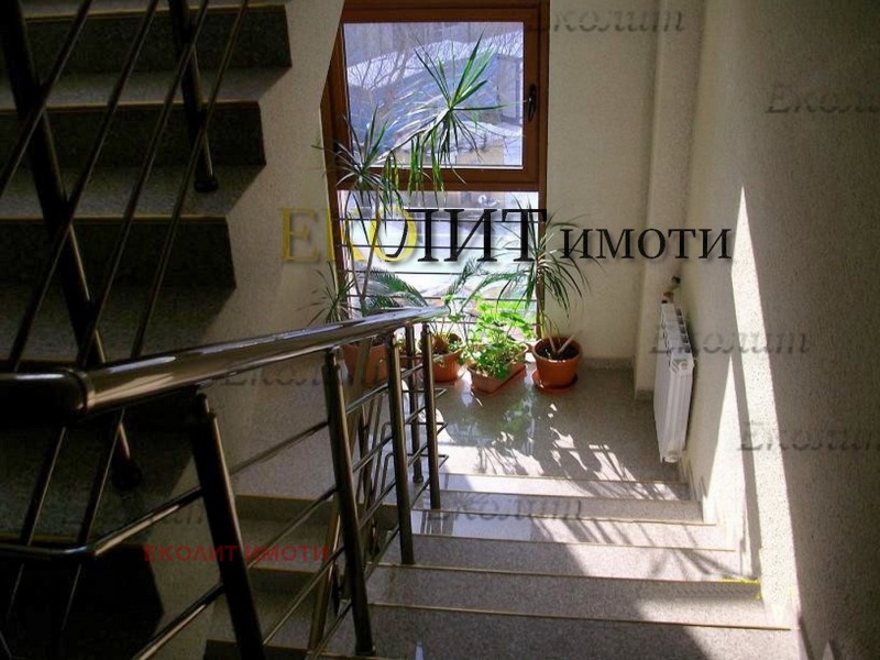 De inchiriat  Studio Sofia , Mladost 2 , 50 mp | 40208847 - imagine [5]