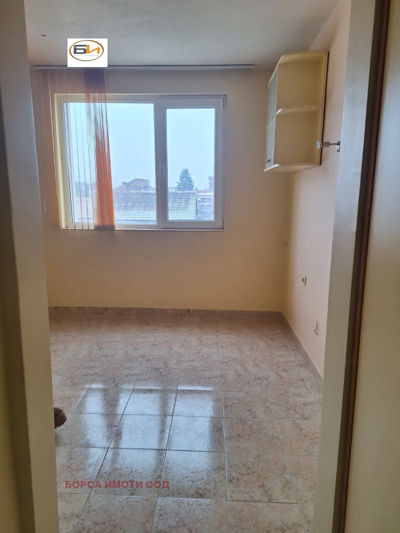 Дава под наем ОФИС, гр. Мездра, област Враца