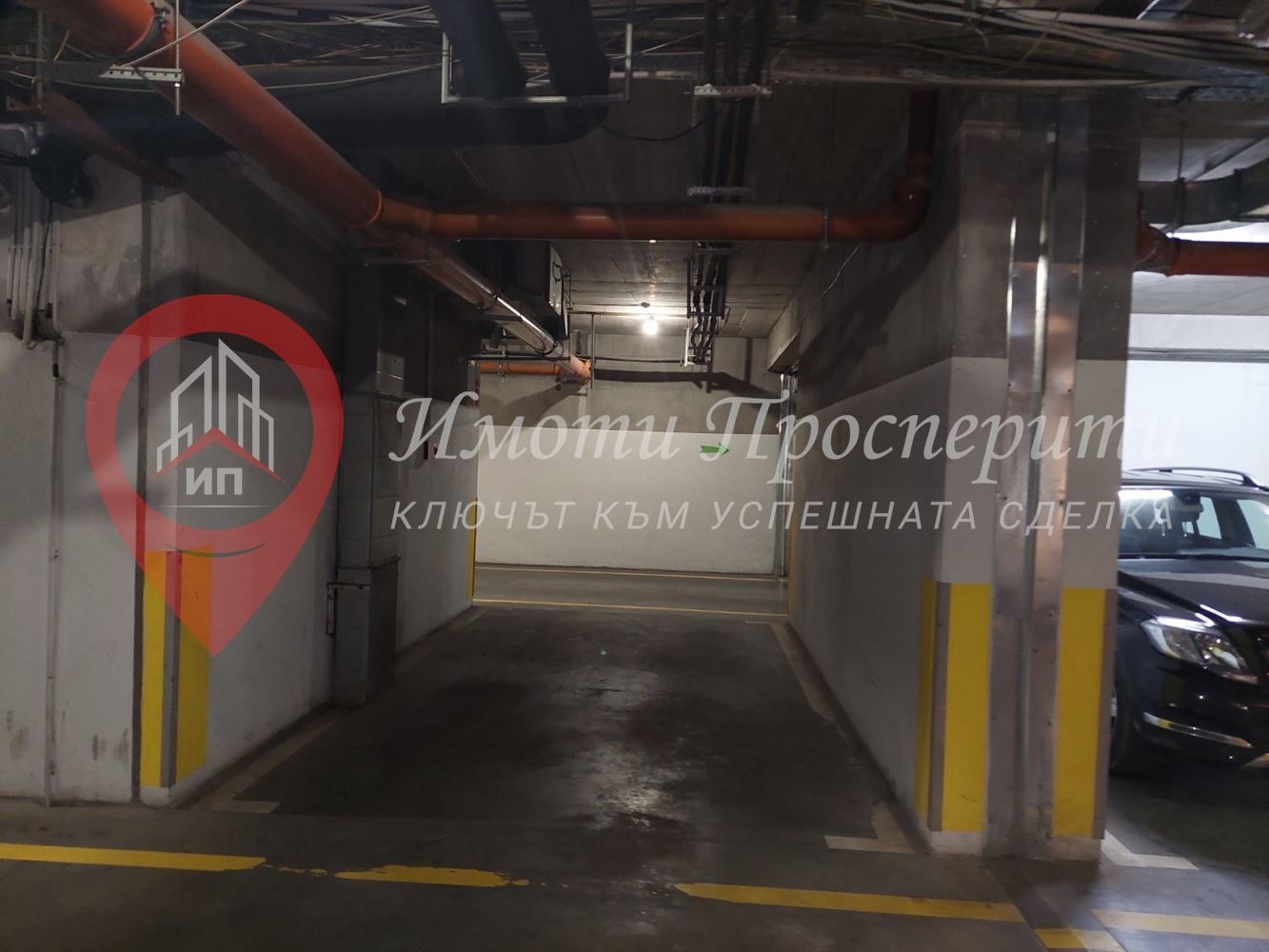Дава под наем ГАРАЖ, ПАРКОМЯСТО, гр. София, Център, снимка 3 - Гаражи и паркоместа - 54633420