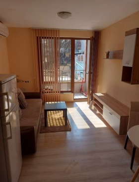 1 chambre Zavod Droujba, Varna 2