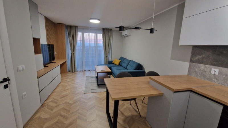En renta  1 dormitorio Plovdiv , Jristo Smirnenski , 65 metros cuadrados | 44775049