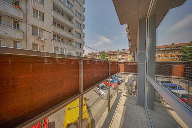 Te huur  Kantoor Sofia , Zona B-19 , 102 m² | 88615305 - afbeelding [16]