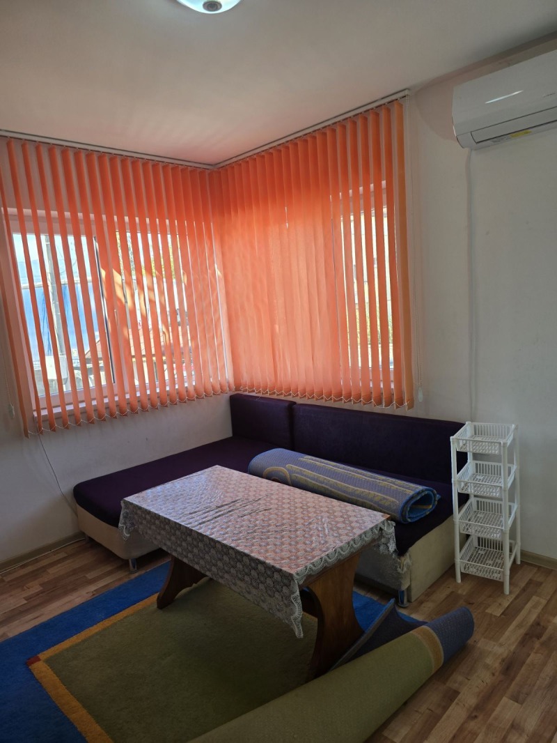 Дава под наем КЪЩА, с. Крумово, област Пловдив