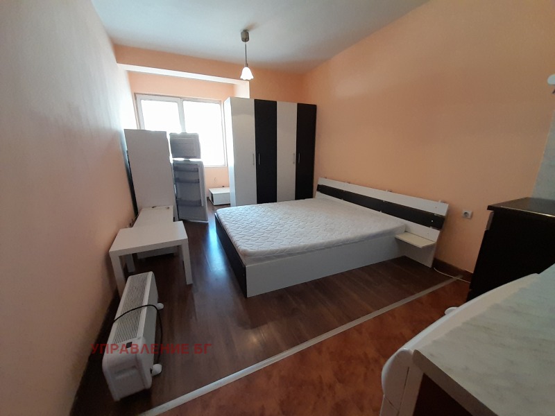 Te huur  Studio Sofia , Zona B-5 , 40 m² | 75883537