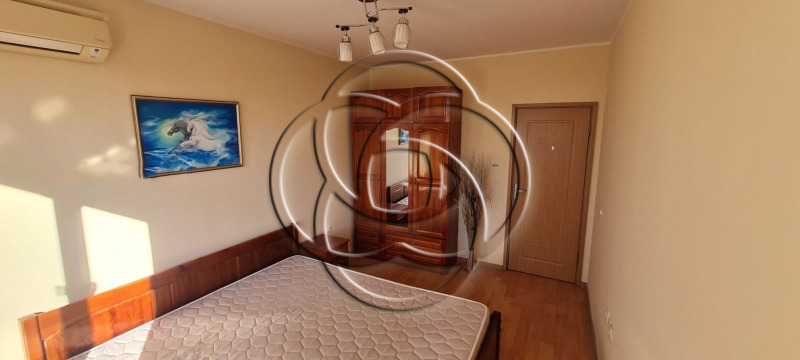 Дава под наем 3-СТАЕН, гр. Пловдив, Кючук Париж, снимка 2 - Апартаменти - 53040182