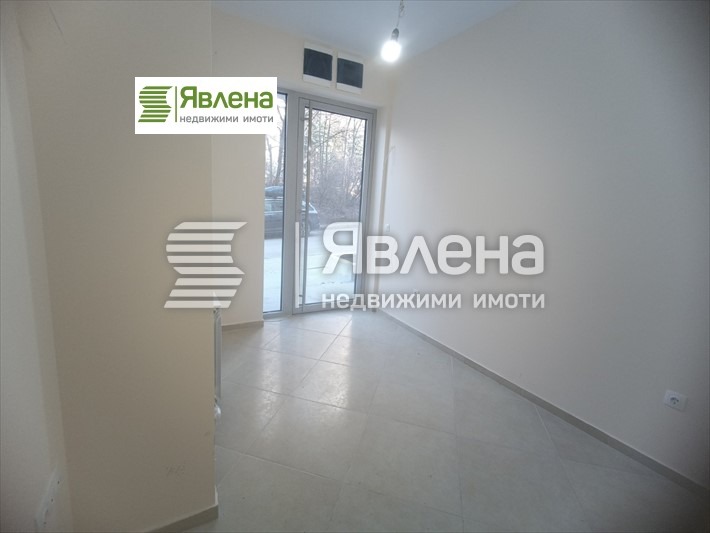 Дава под нем  Офис, град София, Гео Милев •  240 EUR • ID 98180877 — holmes.bg - [1] 