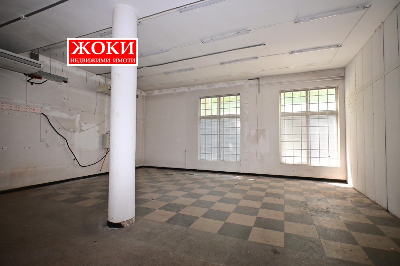 K pronájmu  Prodejna Pernik , Iztok , 208 m2 | 95165332 - obraz [4]