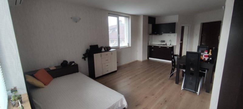 Do wynajęcia  Studio Sofia , Mladost 1 , 45 mkw | 11370163