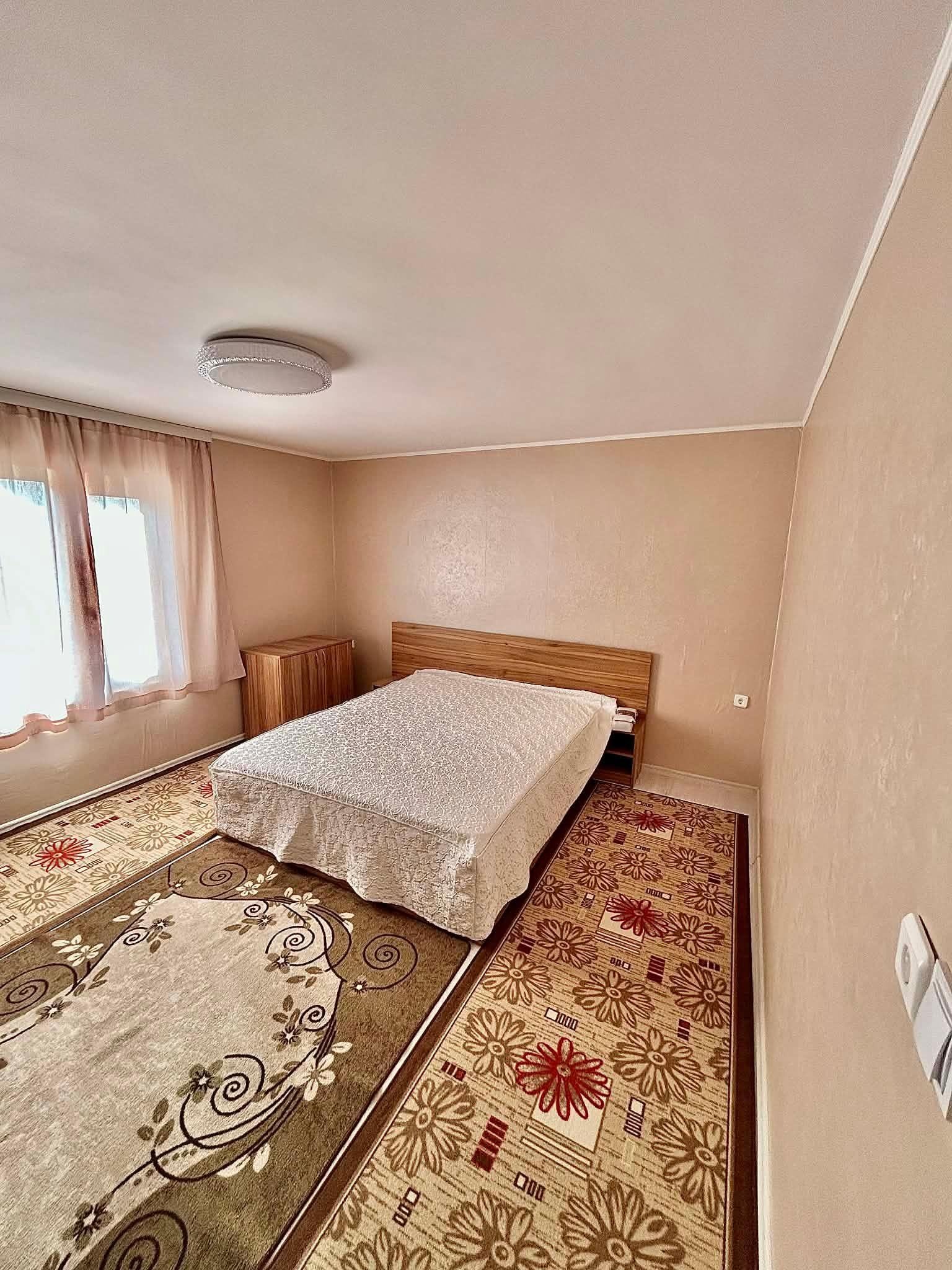 Дава под наем КЪЩА, гр. Варна, Изгрев, снимка 6 - Къщи - 54465540