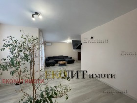 3+ chambres Gotse Deltchev, Sofia
