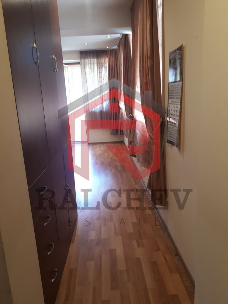 Дава под наем 2-СТАЕН, гр. Варна, Колхозен пазар, снимка 4 - Апартаменти - 55628391