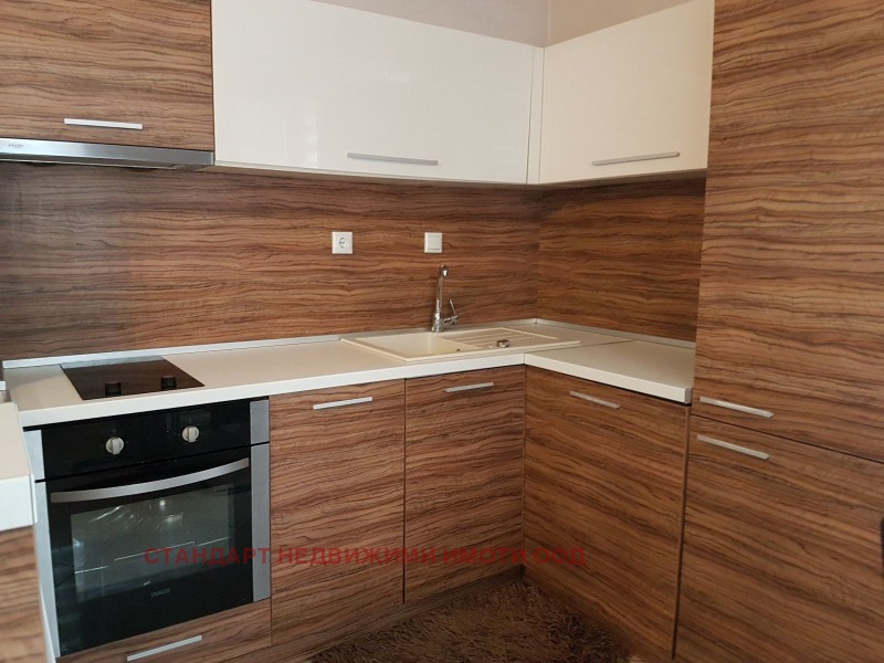 De inchiriat  1 dormitor Plovdiv , Țentâr , 65 mp | 73865126 - imagine [6]