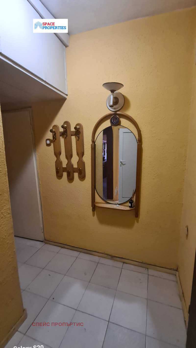 Издаје се  2 спаваће собе Софија , Бакстон , 78 м2 | 45973073 - слика [12]