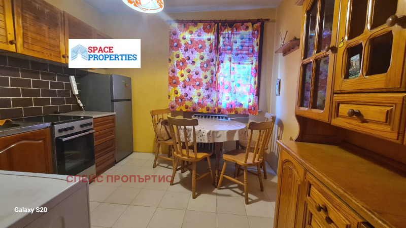 Издаје се  2 спаваће собе Софија , Бакстон , 78 м2 | 45973073 - слика [4]