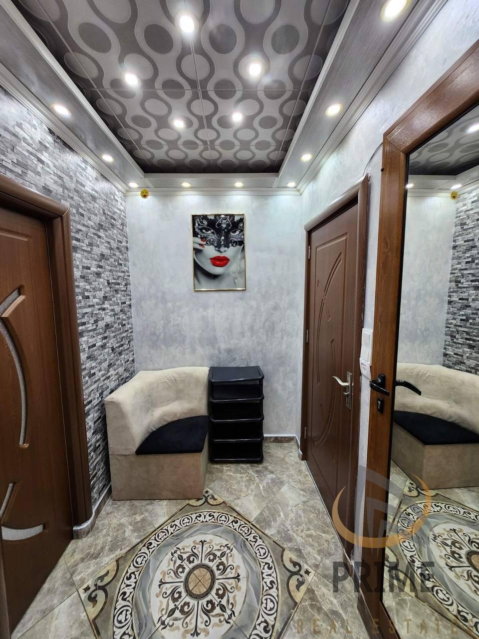 Дава под наем 2-СТАЕН, гр. Бургас, Център, снимка 2 - Апартаменти - 54222505