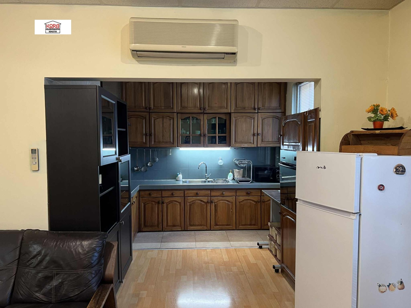 Дава под наем 3-СТАЕН, гр. Плевен, Широк център