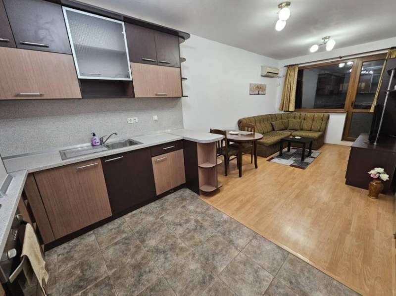 Da affittare  1 camera da letto Varna , Bazar Levski , 62 mq | 27820913