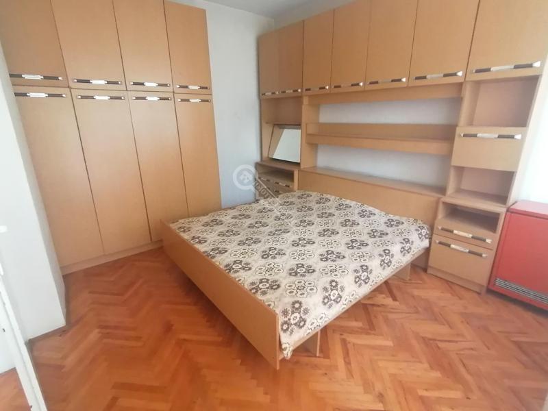 Дава под наем 4-СТАЕН, гр. Велико Търново, Център, снимка 2 - Апартаменти - 54841959