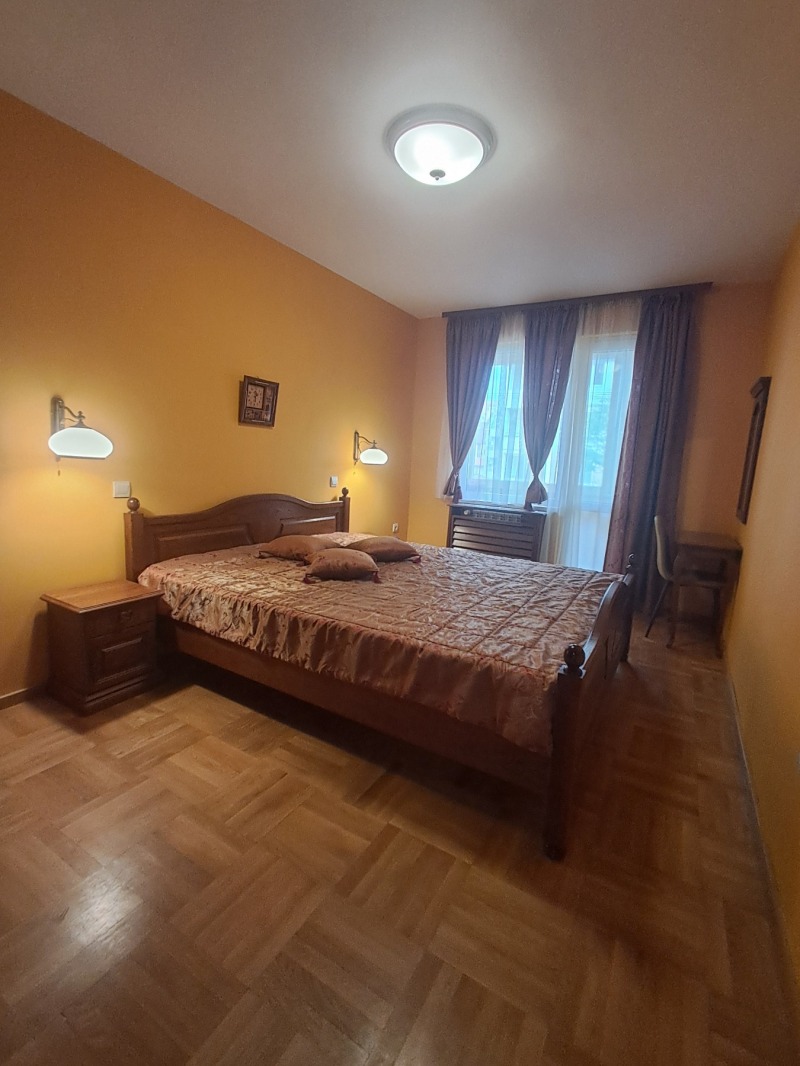Til leie  2 soverom Sofia , Tsentar , 110 kvm | 92057796 - bilde [15]