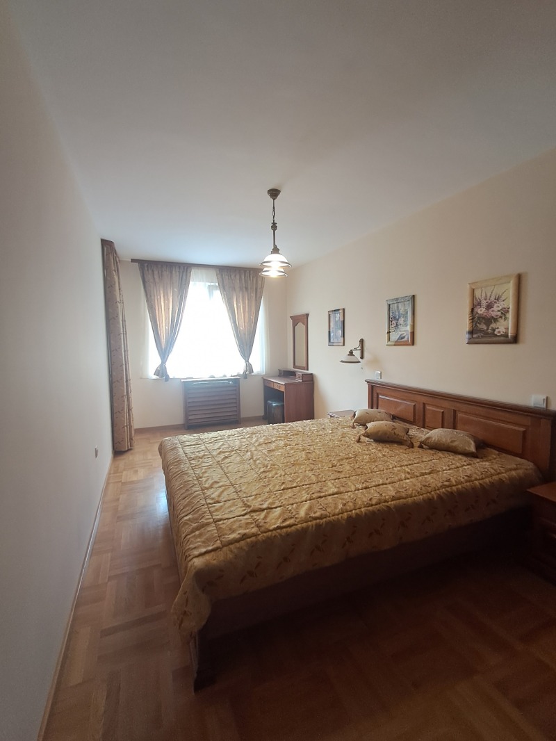 Til leie  2 soverom Sofia , Tsentar , 110 kvm | 92057796 - bilde [11]