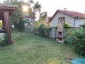 Под наем ЕТАЖ ОТ КЪЩА, град Варна, м-т Ален мак • 1200 € / 2347.00 лв. • 39277738 1