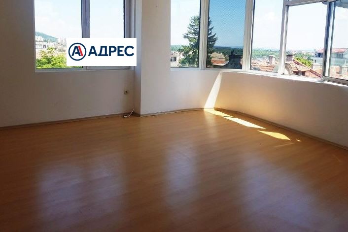 Da affittare  Ufficio Shumen , Tsentar , 70 mq | 28861048 - Immagine [2]