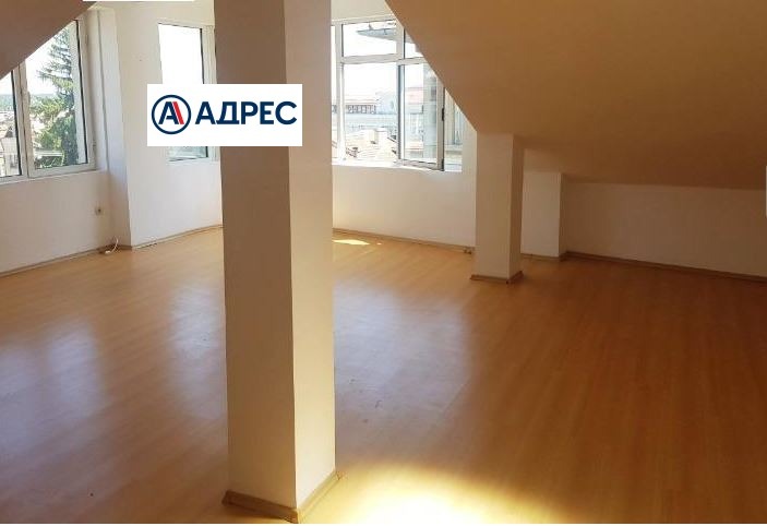 Da affittare  Ufficio Shumen , Tsentar , 70 mq | 28861048 - Immagine [3]