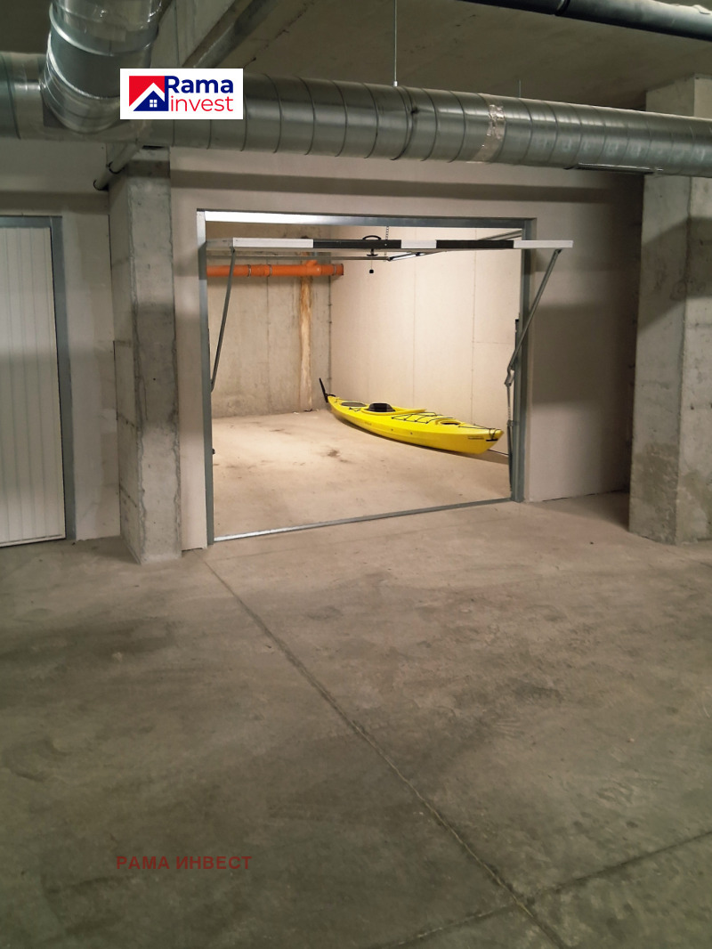 Дава под наем ГАРАЖ, ПАРКОМЯСТО, гр. София, Зона Б-18, снимка 2 - Гаражи и паркоместа - 53200353
