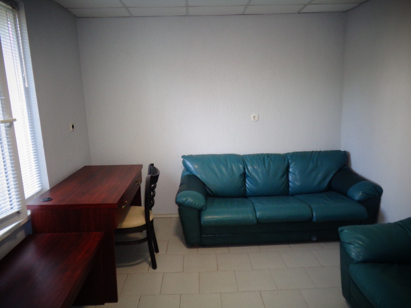 Дава под наем ЕТАЖ ОТ КЪЩА, гр. София, област София-град, снимка 8 - Етаж от къща - 54061373