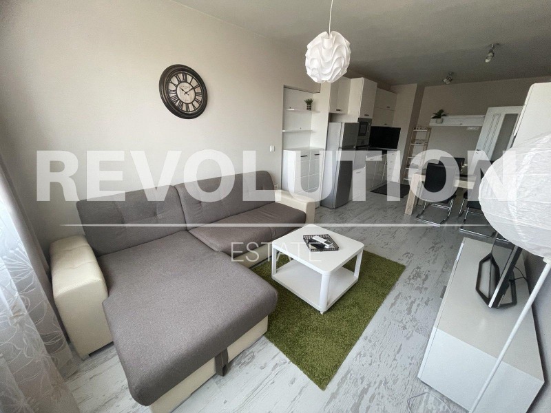 Do wynajęcia  1 sypialnia Warna , ChEI , 80 mkw | 96414804