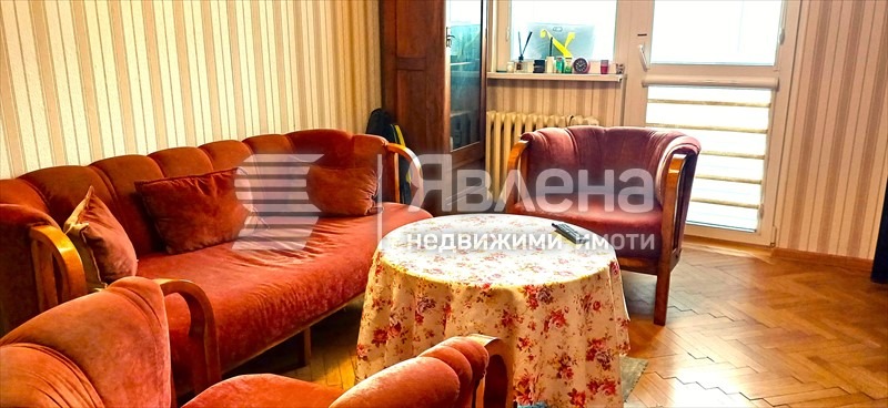 Дава под наем 3-СТАЕН, гр. София, Център, снимка 3 - Апартаменти - 55669218
