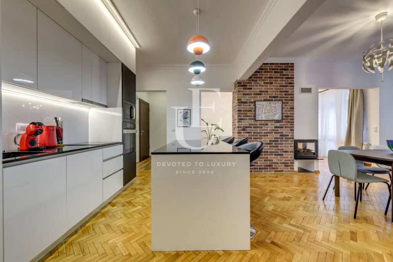 Дава под наем 4-СТАЕН, гр. София, Център