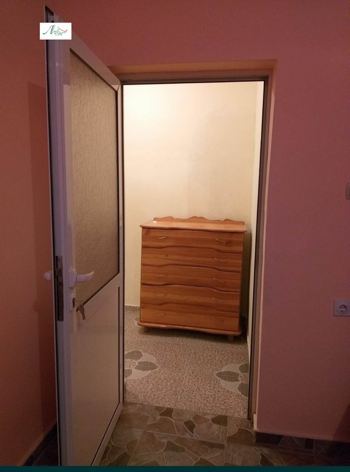 Дава под наем 2-СТАЕН, гр. Шумен, Център, снимка 12 - Апартаменти - 55925087
