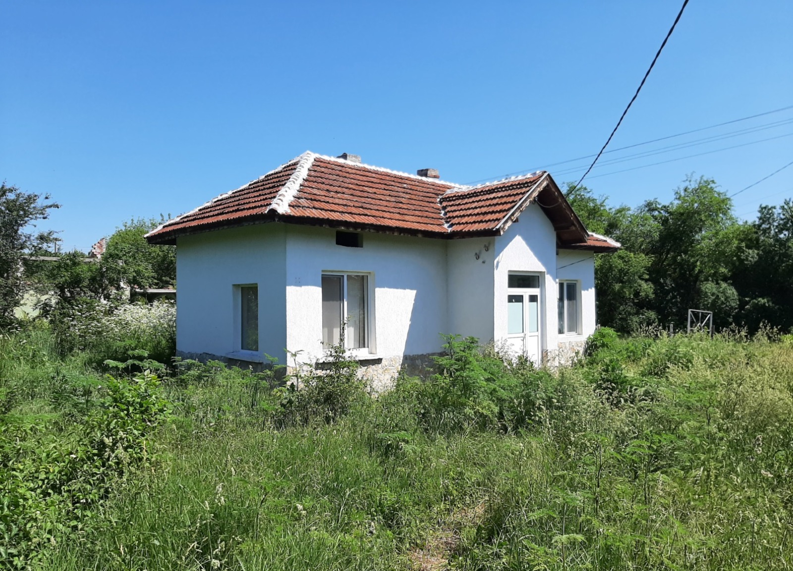 Дава под наем КЪЩА, с. Горно Пещене, област Враца