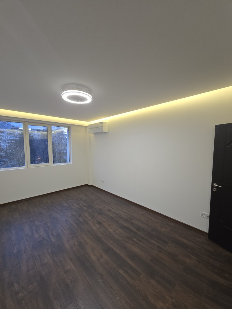 Дава под наем 4-СТАЕН, гр. София, Стрелбище, снимка 9 - Апартаменти - 52719776