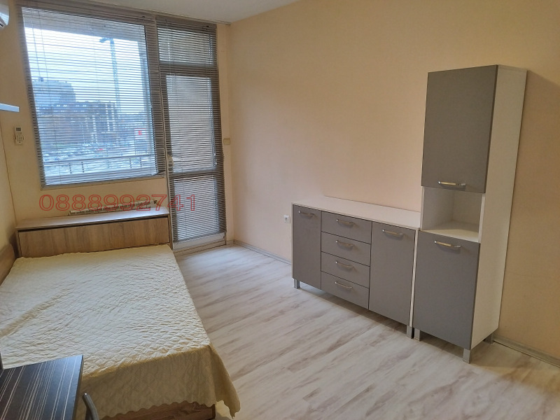 Til leie  Studio Sofia , Mladost 3 , 40 kvm | 61045714 - bilde [2]