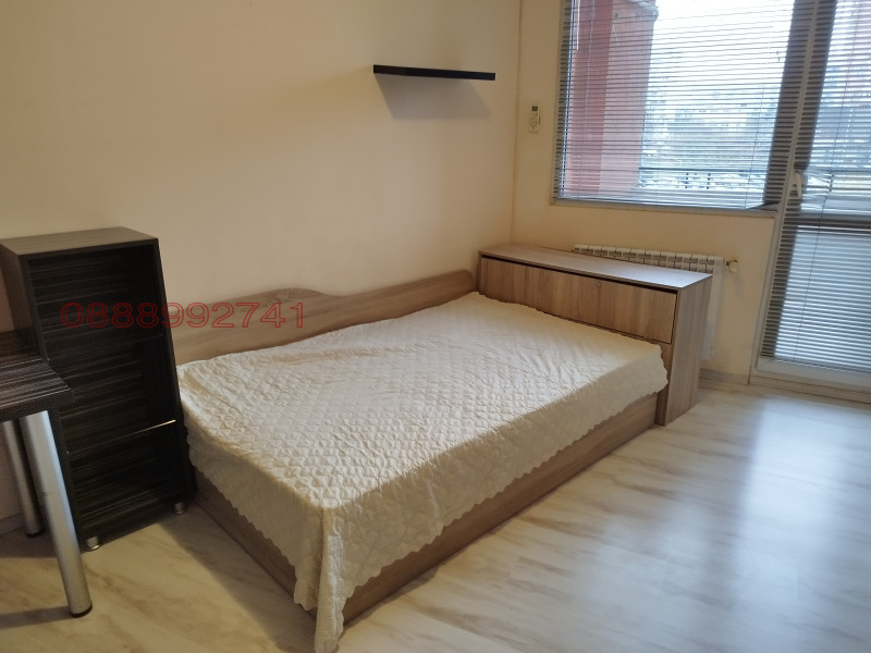 Til leie  Studio Sofia , Mladost 3 , 40 kvm | 61045714 - bilde [3]