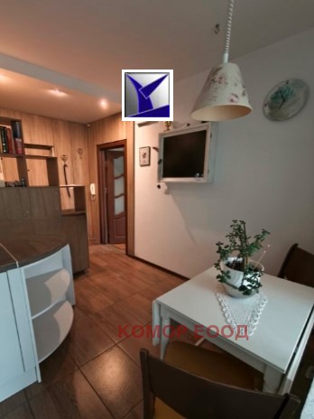 Дава под наем  2-стаен град Русе , Център , 37 кв.м | 99959005