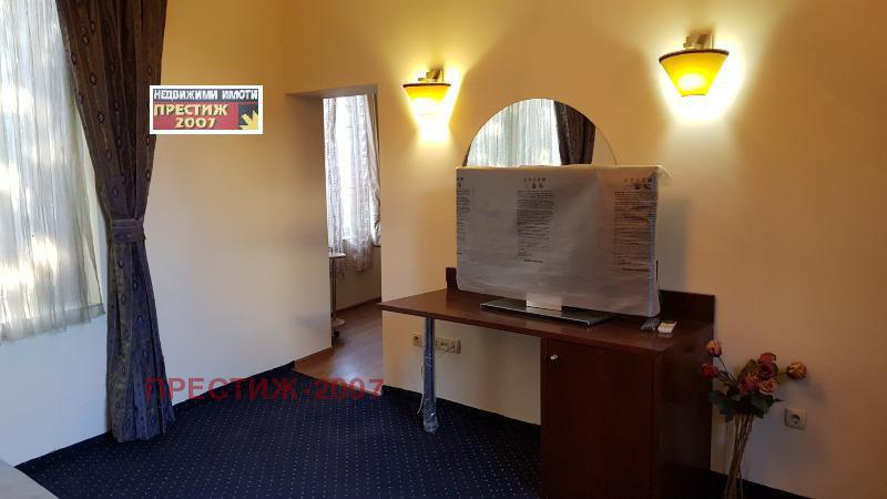 Дава под наем  2-стаен град Шумен , Център , 70 кв.м | 84068303 - изображение [2]