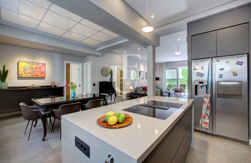 Zu vermieten  3 Schlafzimmer Sofia , Zentar , 150 qm | 56146427 - Bild [9]