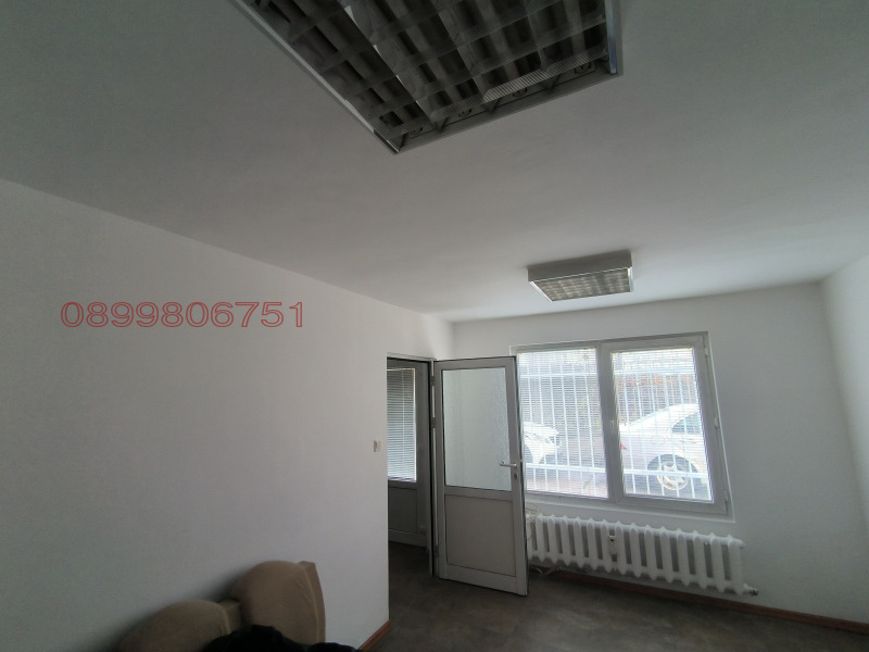 Дава под наем АТЕЛИЕ, ТАВАН, гр. София, Борово, снимка 2 - Апартаменти - 52895365