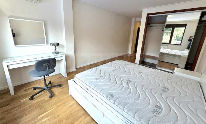 Zu vermieten  3 Schlafzimmer Sofia , Zentar , 170 qm | 91773502 - Bild [10]