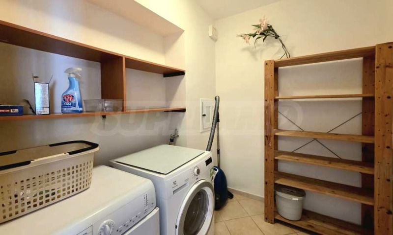 Zu vermieten  3 Schlafzimmer Sofia , Zentar , 170 qm | 91773502 - Bild [17]