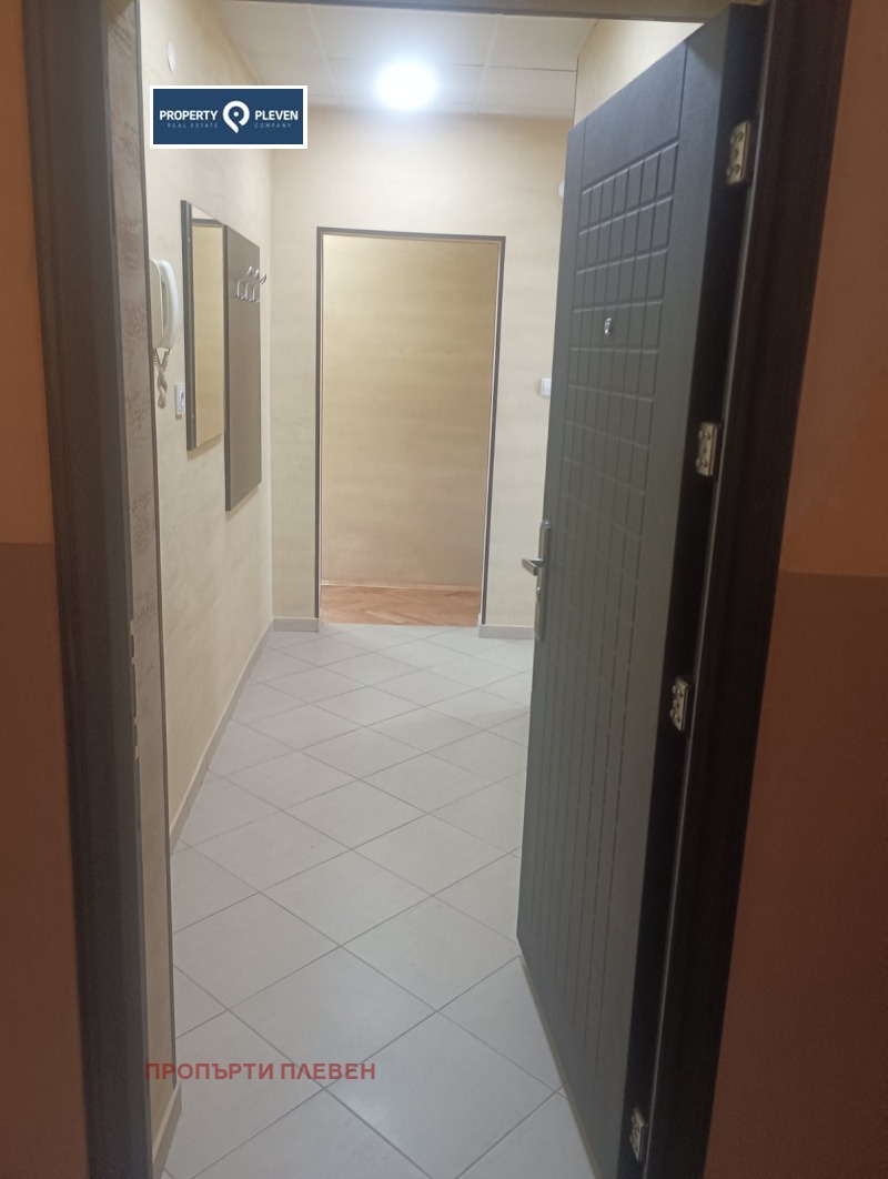 Zu vermieten  3 Schlafzimmer Plewen , Schirok zentar , 100 qm | 92952832 - Bild [10]
