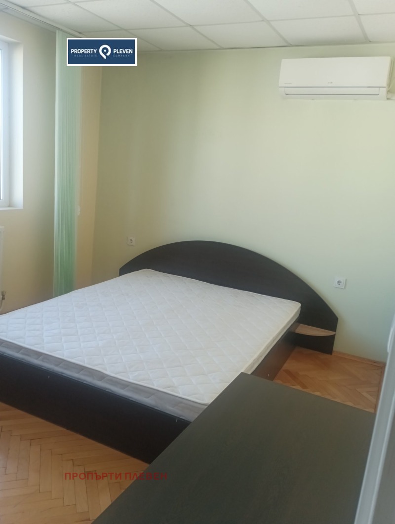 Zu vermieten  3 Schlafzimmer Plewen , Schirok zentar , 100 qm | 92952832 - Bild [3]