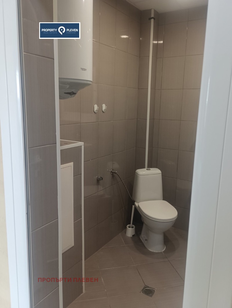 Zu vermieten  3 Schlafzimmer Plewen , Schirok zentar , 100 qm | 92952832 - Bild [11]
