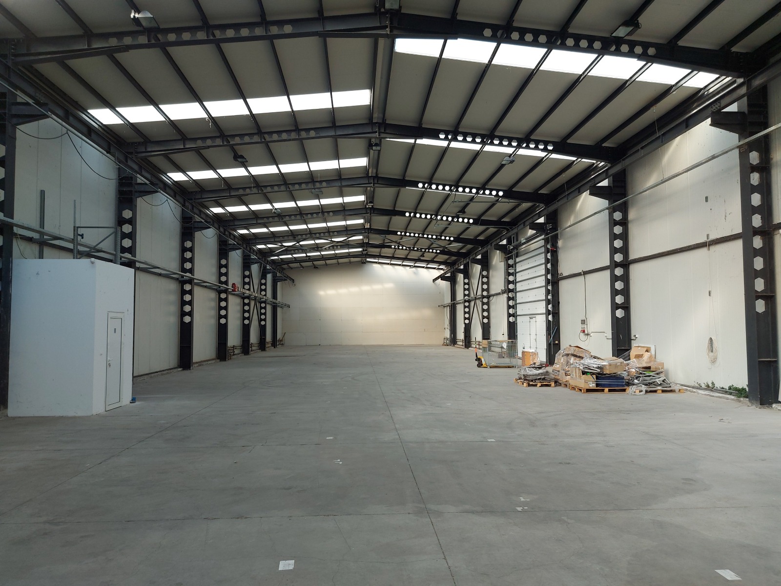 Дава под Наем ПРОМ. ПОМЕЩЕНИЕ | Imot.bg — изображение 1